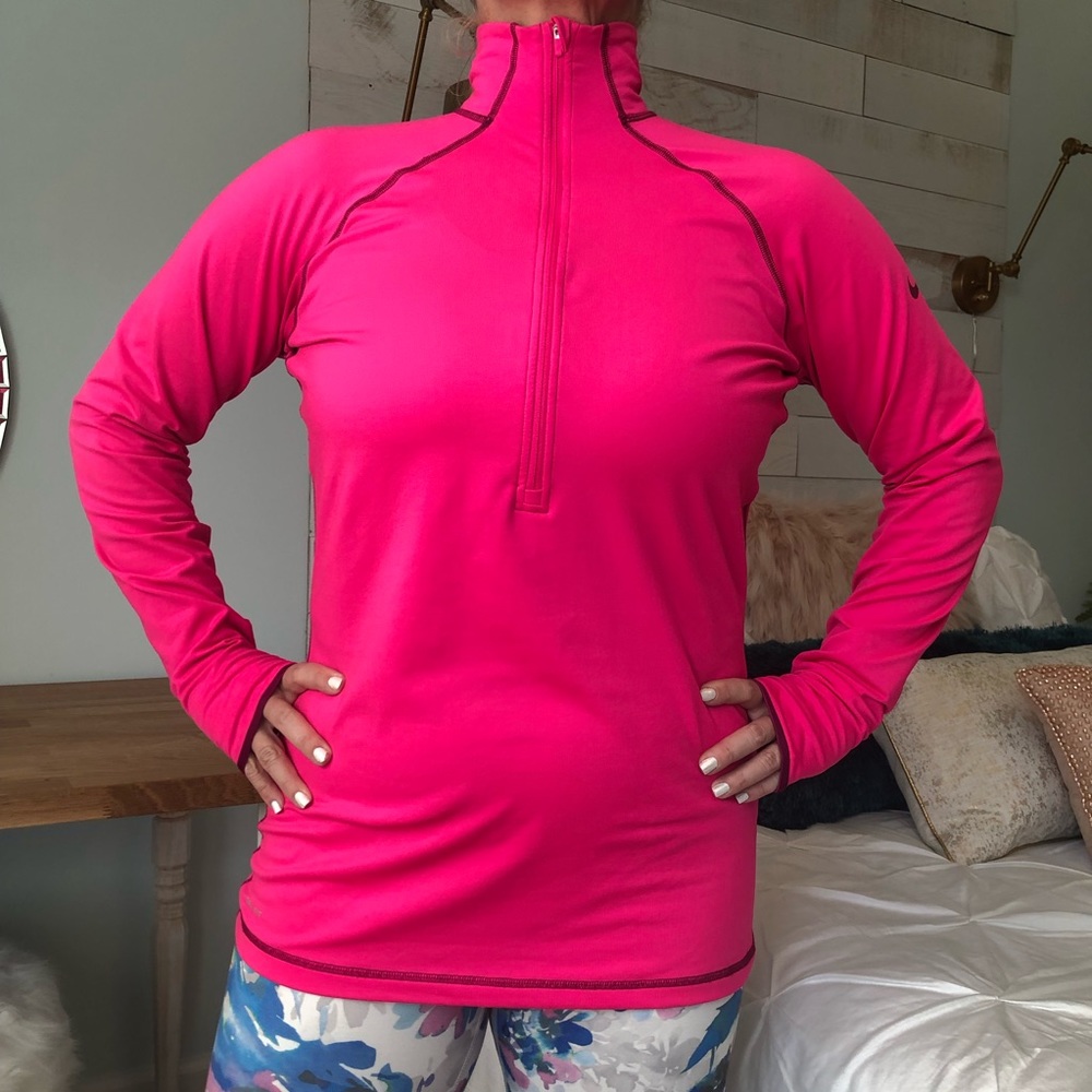 Nike Athletic Long Sleeve Pullover